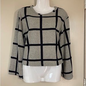 Lush long sleeve, slightly cropped blouse - Size large